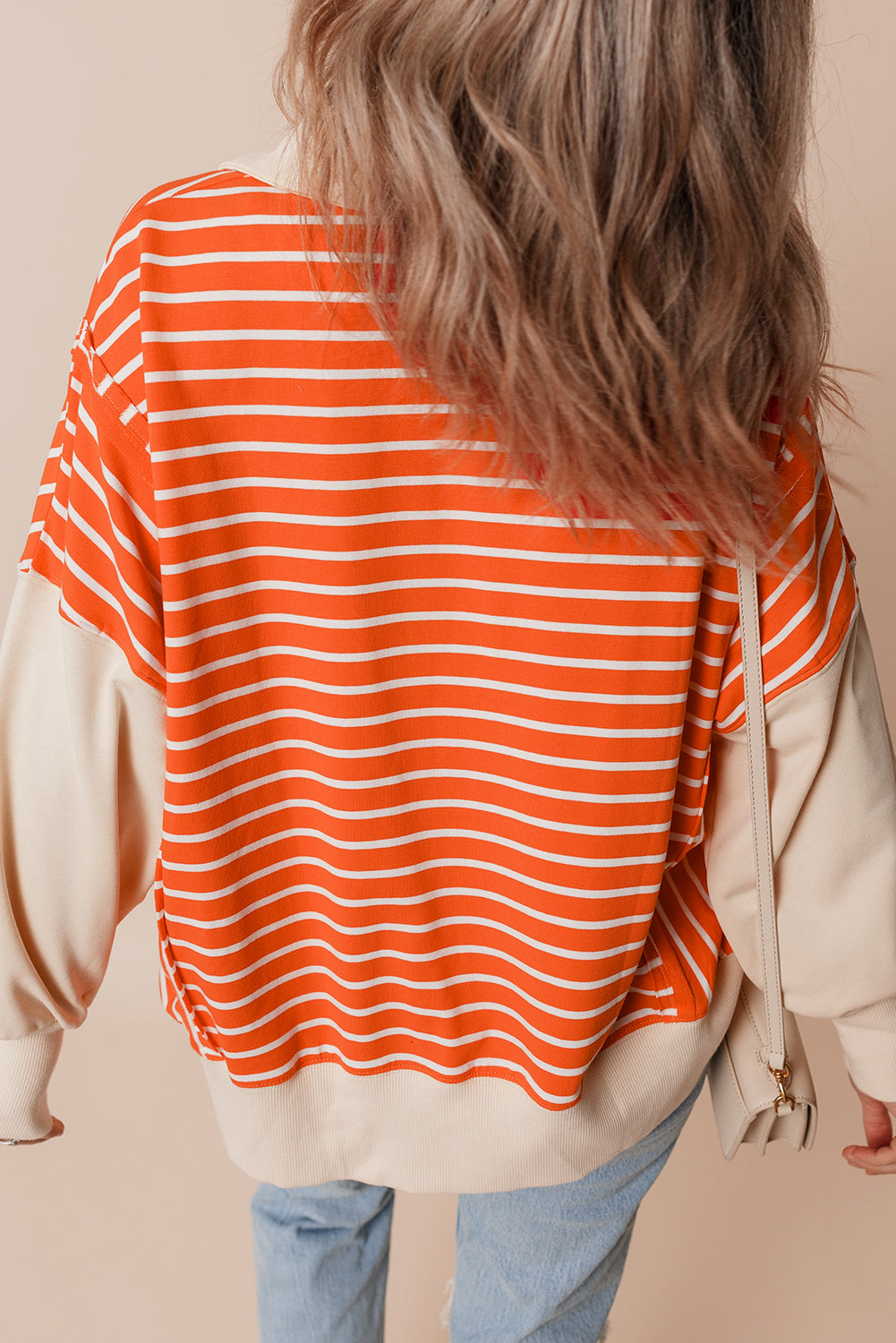 Loose Fit Collared Sweatshirt